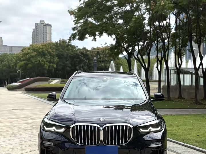 Фото 2 - BMW X5