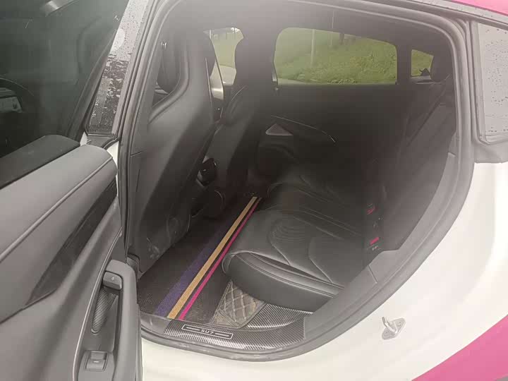 Фото 6 - Xiaomi SU7