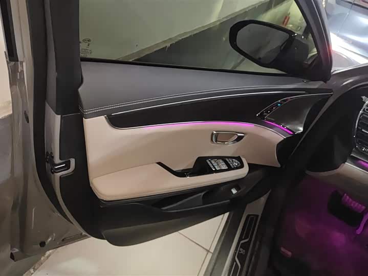 Фото 7 - BYD Han