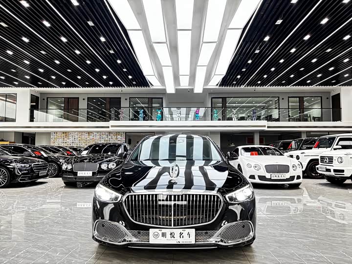 Фото 2 - Mercedes-Benz Maybach S-Class