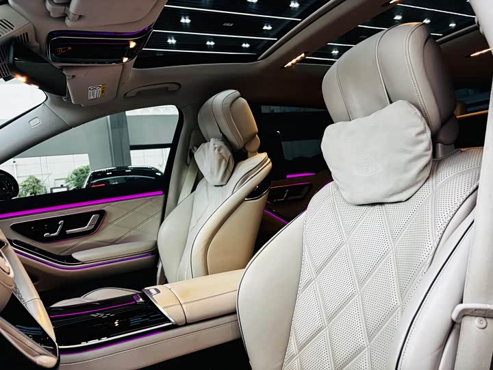 Фото 7 - Mercedes-Benz Maybach S-Class