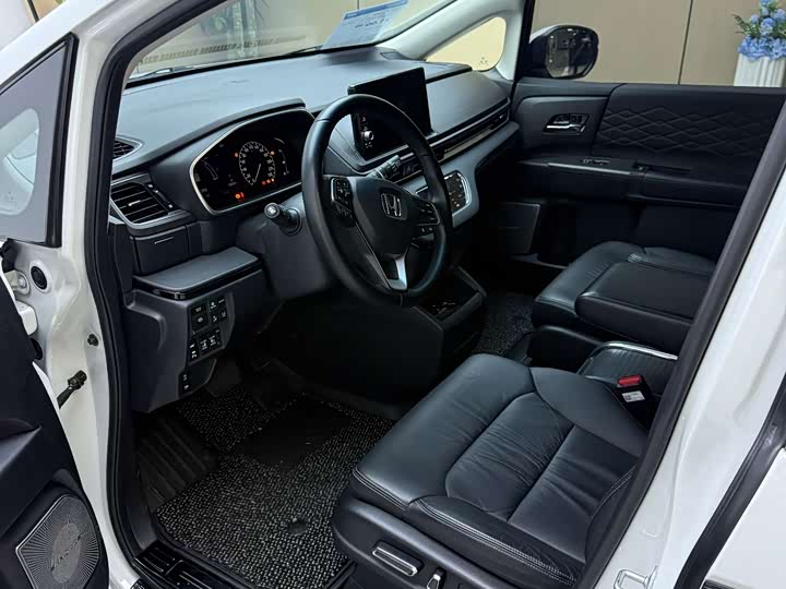 Фото 7 - Honda Elysion