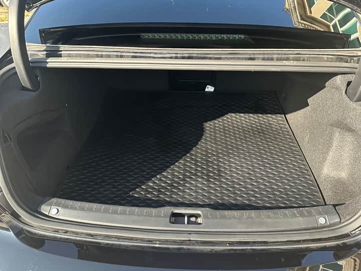 Фото 7 - Volvo S90