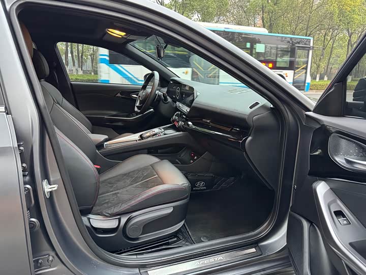 Фото 9 - Hyundai Lafesta