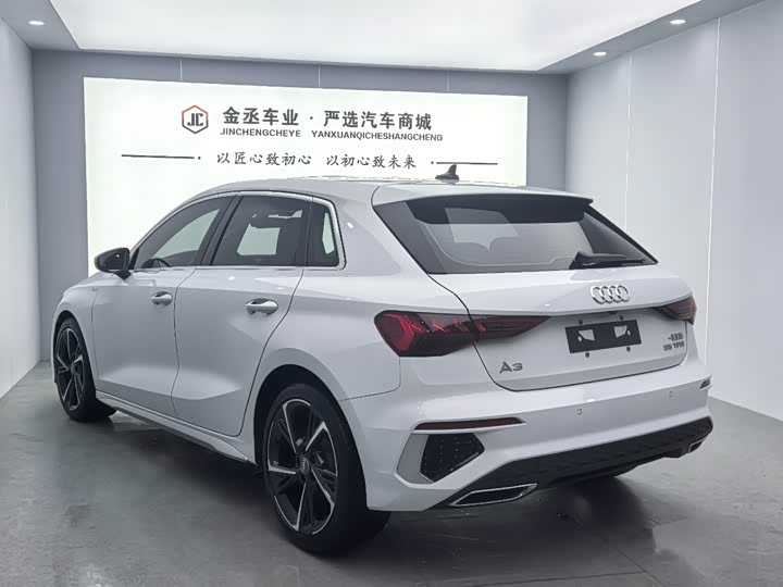 Фото 7 - Audi A3