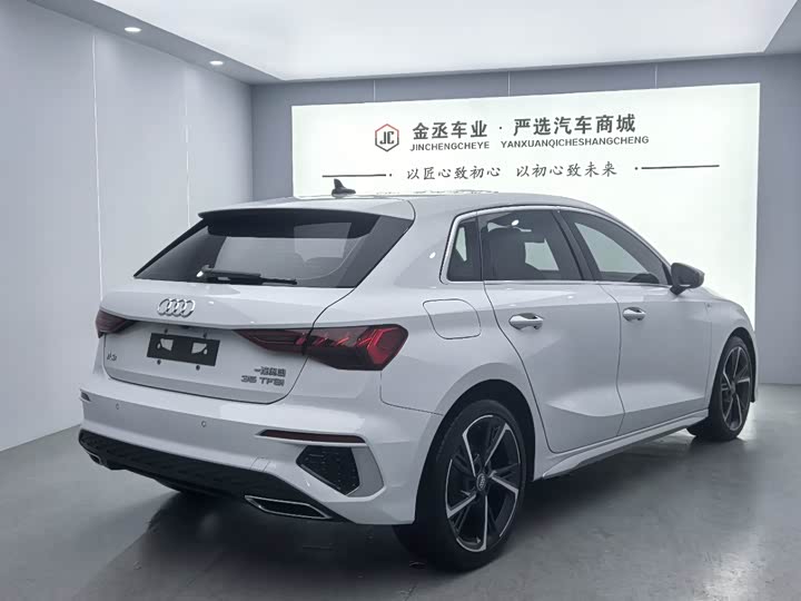 Фото 8 - Audi A3