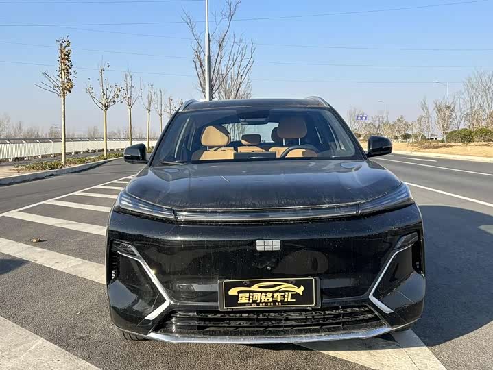 Фото 2 - Geely Galaxy Starship 7