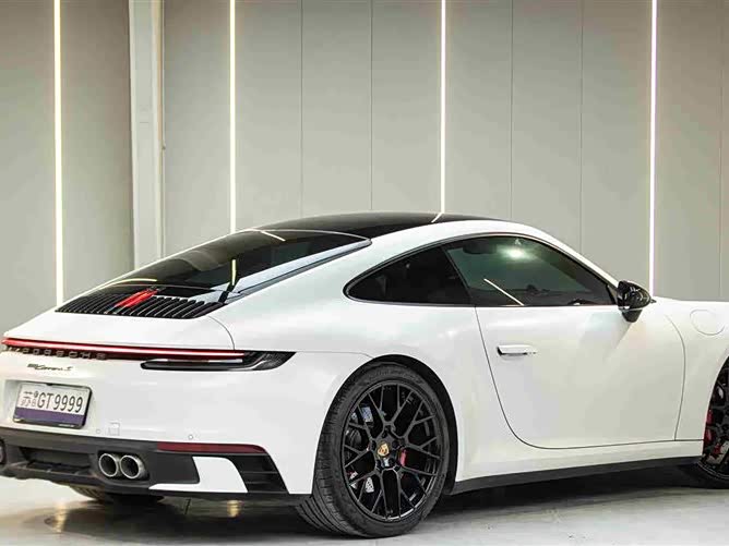 Фото 7 - Porsche 911