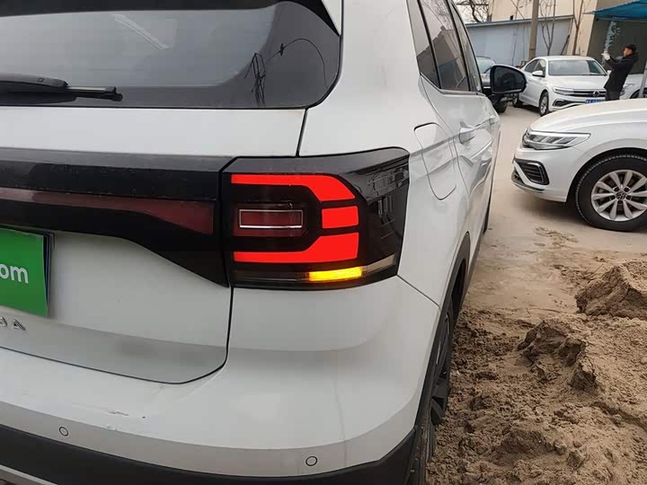 Фото 8 - Volkswagen Tacqua