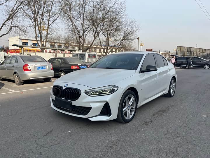 Фото 1 - BMW 1 Series