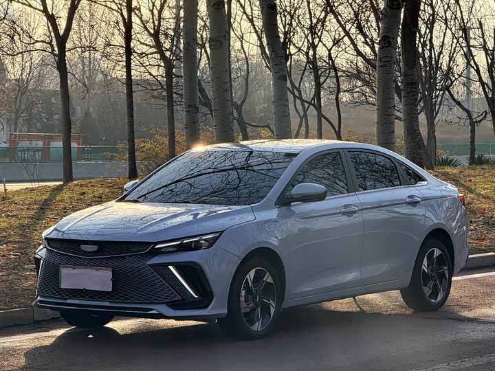 Фото 1 - Geely Emgrand L Hi·P Hybrid