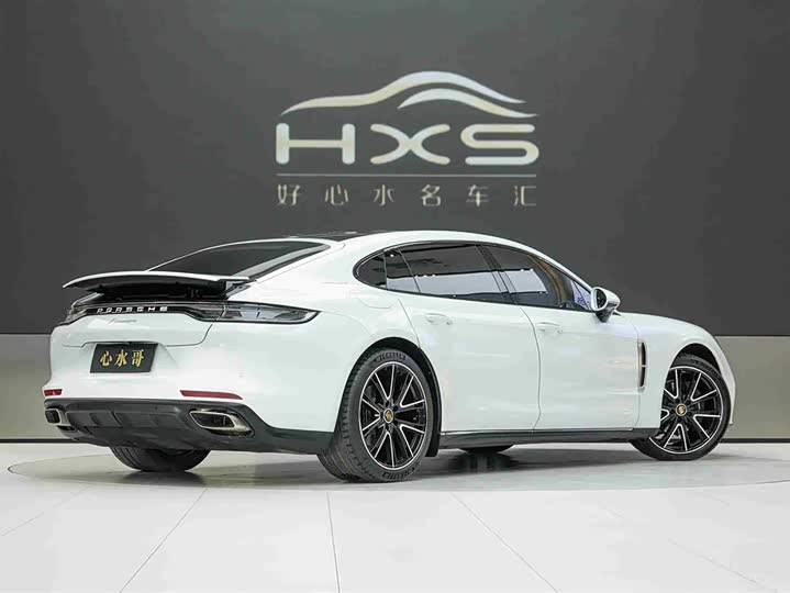 Фото 4 - Porsche Panamera