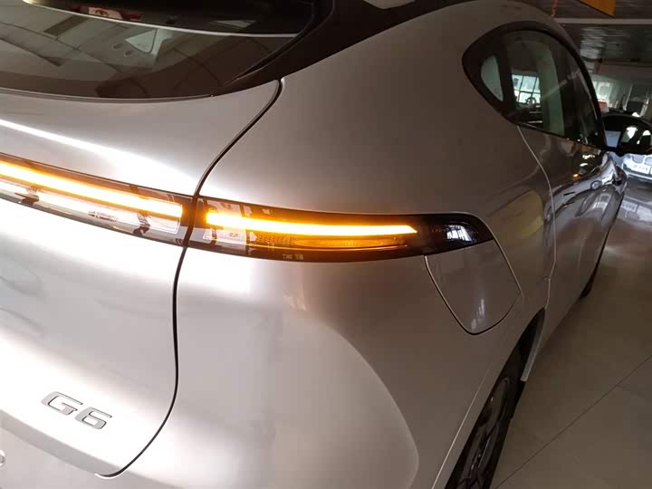 Фото 8 - XPeng G6