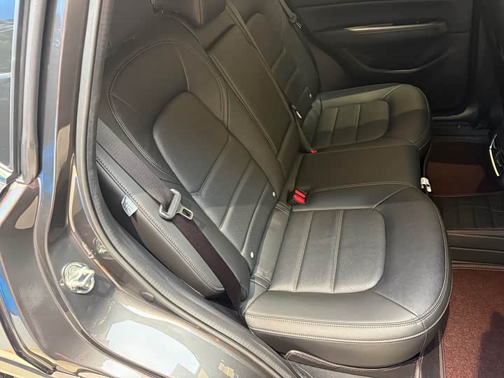 Фото 8 - Mazda CX-5