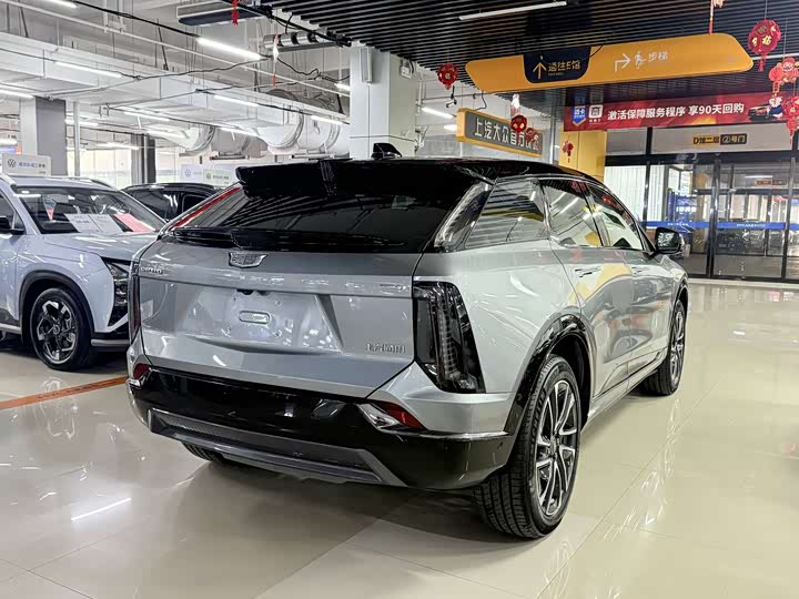 Фото 4 - Cadillac Optiq