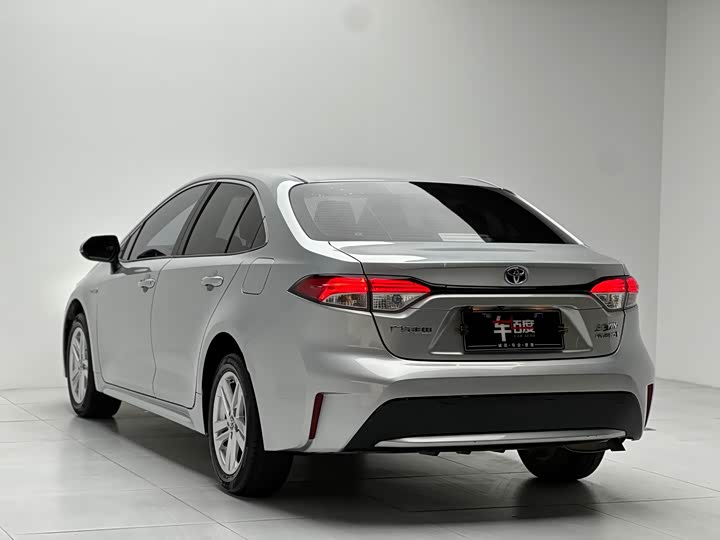 Фото 6 - Toyota Levin