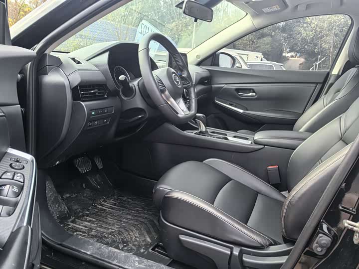 Фото 6 - Nissan Sylphy