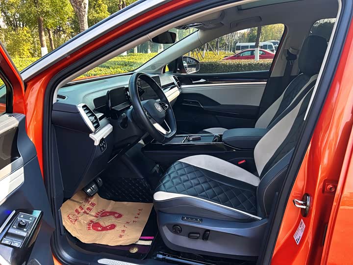 Фото 5 - Volkswagen ID.6 Crozz