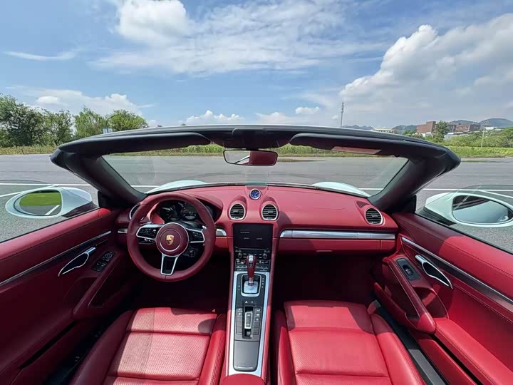 Фото 2 - Porsche 718