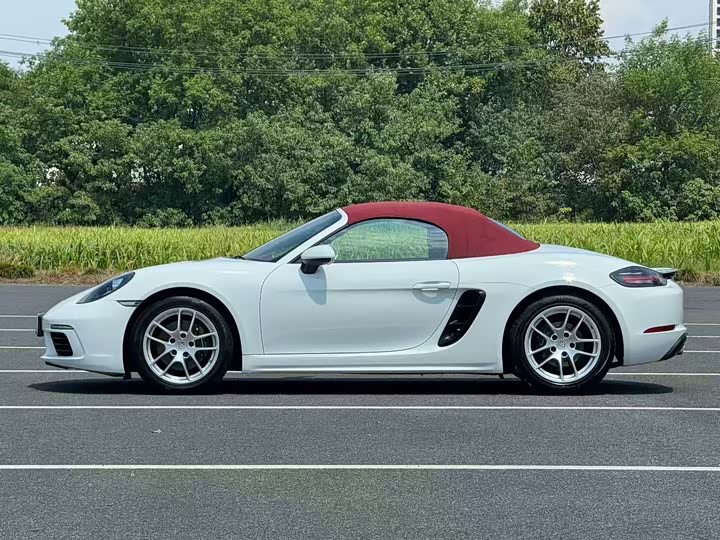 Фото 3 - Porsche 718