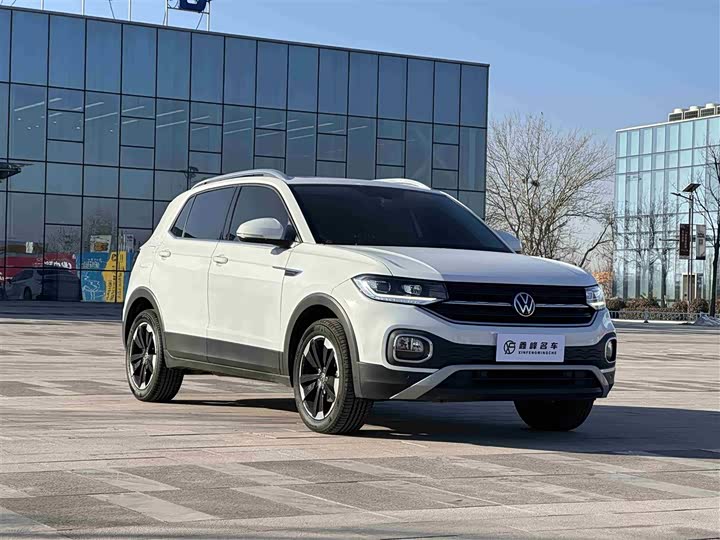 Фото 3 - Volkswagen Tacqua