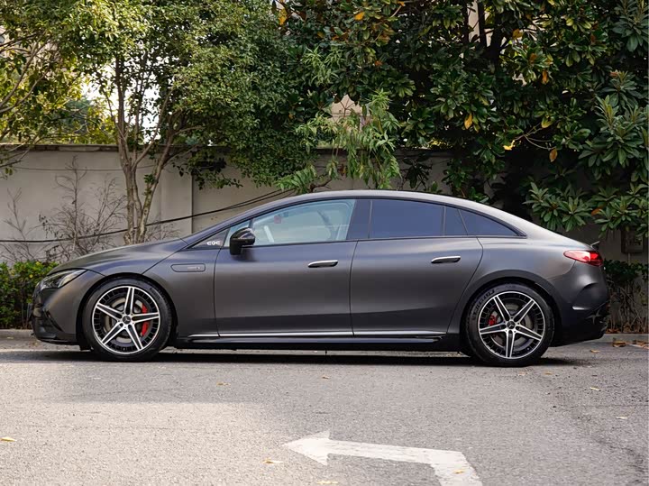 Фото 4 - Mercedes-Benz EQE AMG