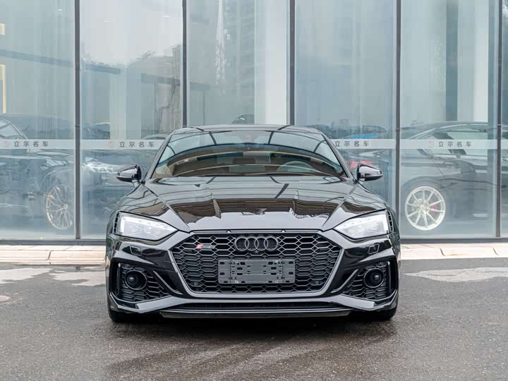 Фото 2 - Audi RS 5