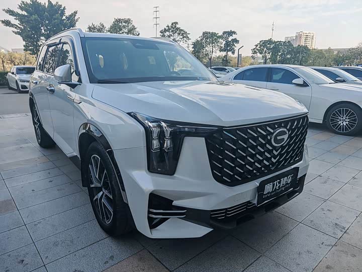 Фото 3 - GAC Trumpchi GS8