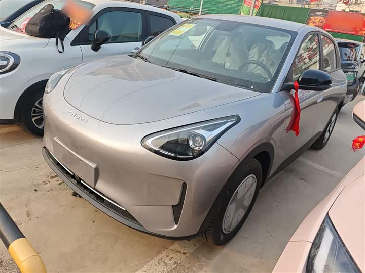 Фото 2 - Geely Galaxy Geome