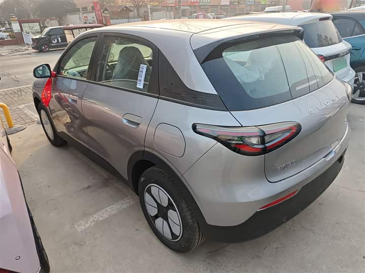 Фото 5 - Geely Galaxy Geome