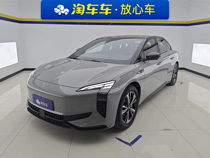 Фото 1 - Hongqi EH7