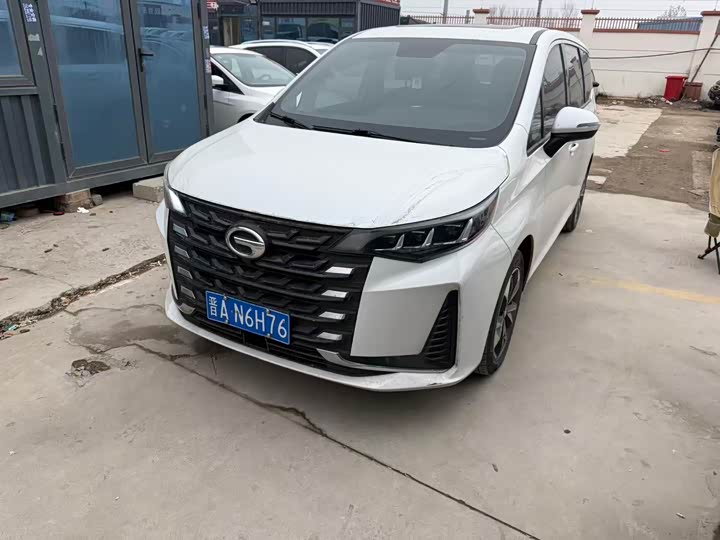 Фото 1 - GAC Trumpchi M6