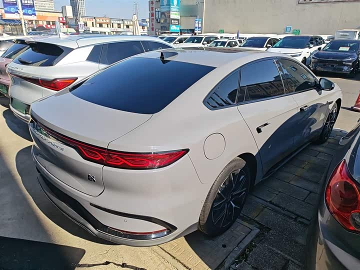 Фото 7 - BYD Han