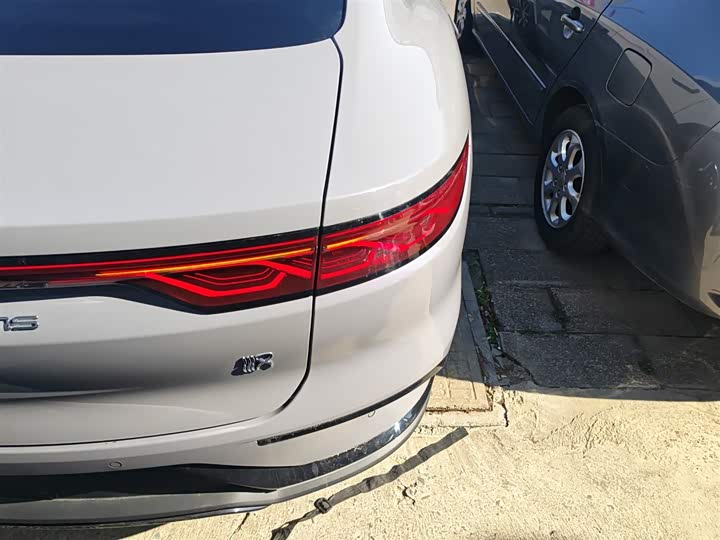 Фото 8 - BYD Han