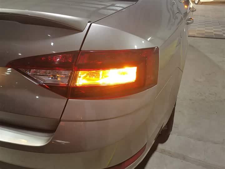 Фото 8 - Skoda Octavia Pro