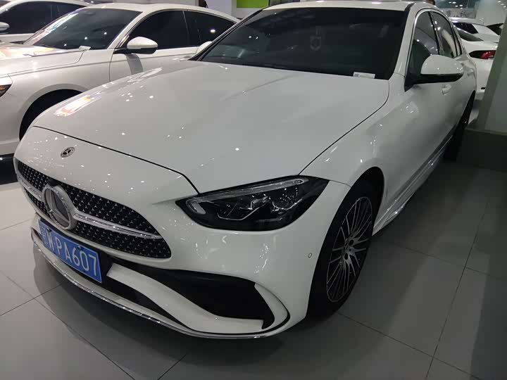 Фото 1 - Mercedes-Benz C-Class