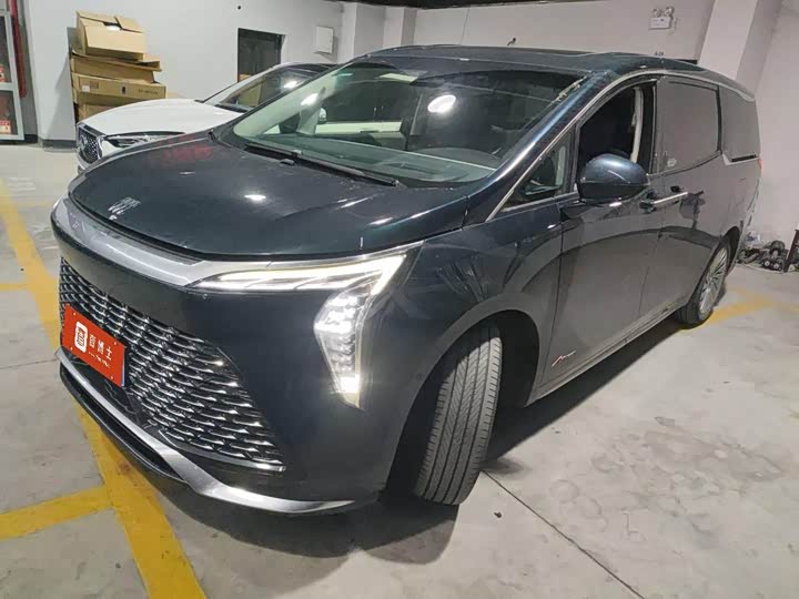 Фото 1 - Buick GL8 Century