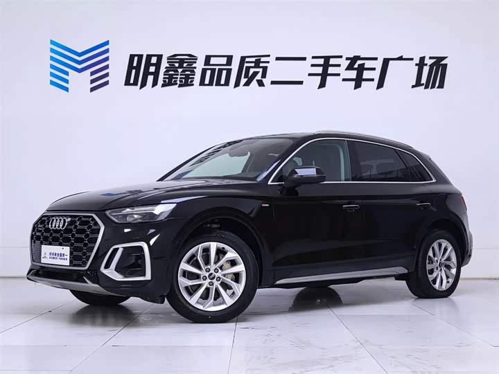 Фото 2 - Audi Q5L