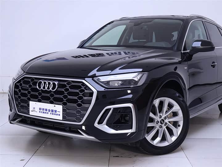 Фото 3 - Audi Q5L