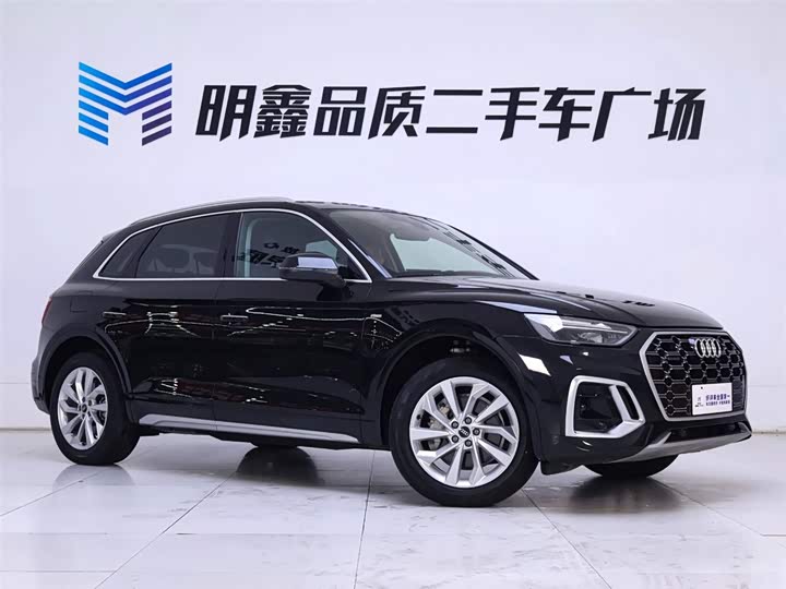 Фото 5 - Audi Q5L