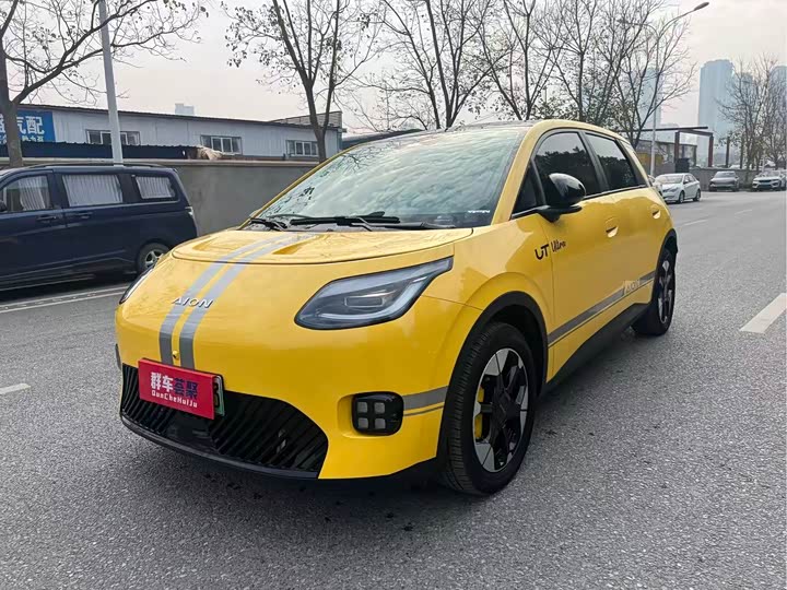 Фото 1 - GAC Aion UT