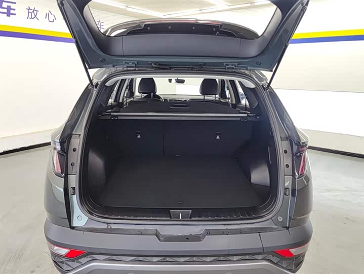 Фото 4 - Hyundai Tucson L