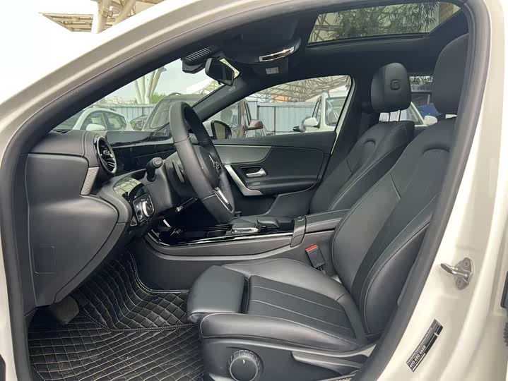 Фото 3 - Mercedes-Benz A-Class