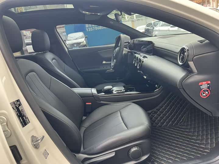 Фото 7 - Mercedes-Benz A-Class