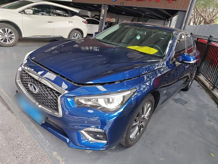 Фото 2 - Infiniti Q50L