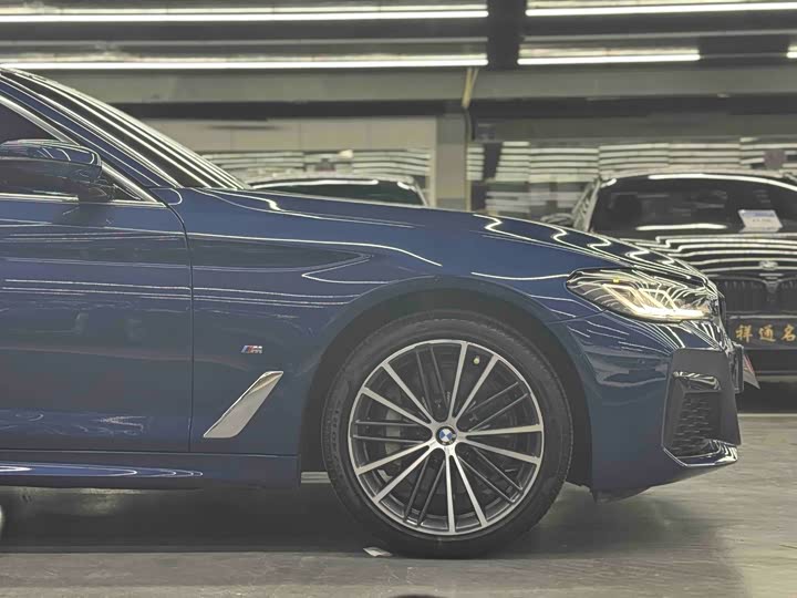 Фото 4 - BMW 5 Series