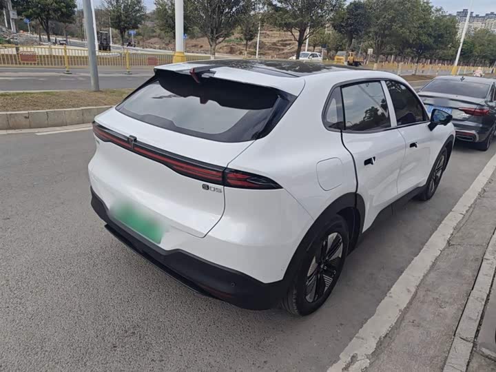 Фото 7 - Changan Deepal S05