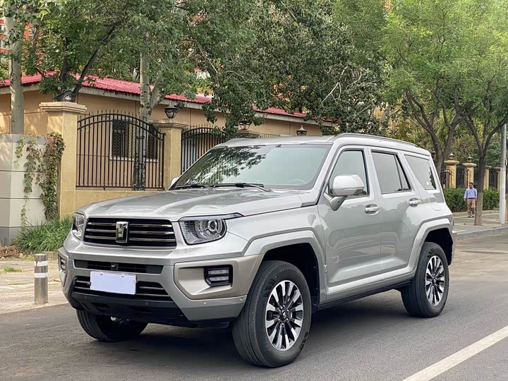 Фото 1 - Tank 700 Hybrid