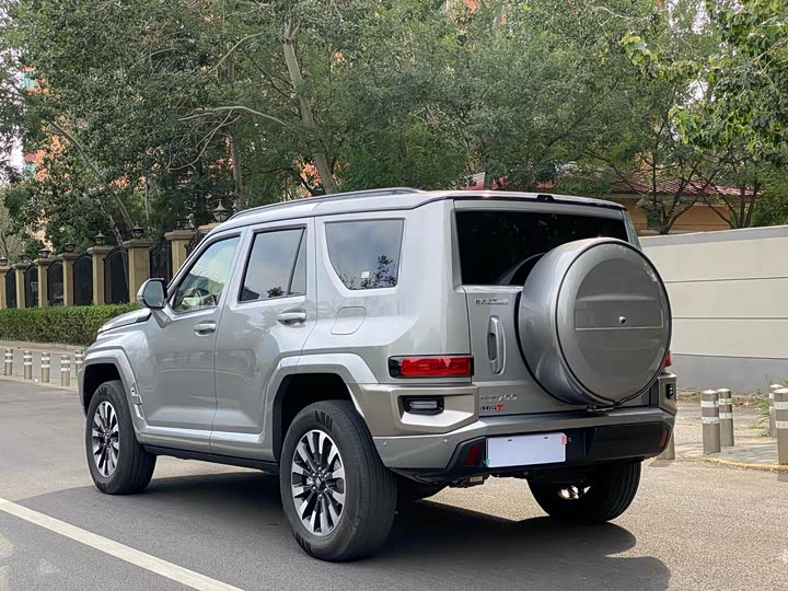 Фото 3 - Tank 700 Hybrid