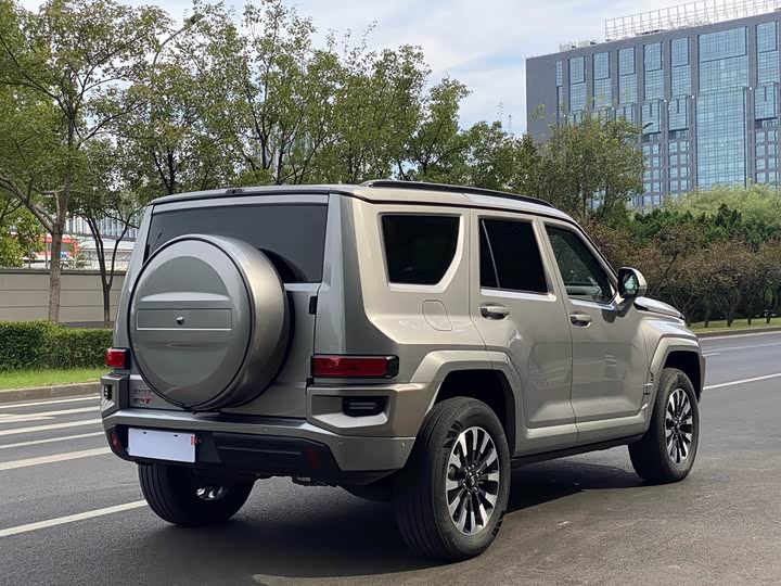 Фото 5 - Tank 700 Hybrid